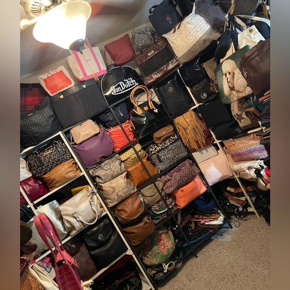 Bags - Picture 2 of 8